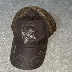 Never been worn nine line apparel hat